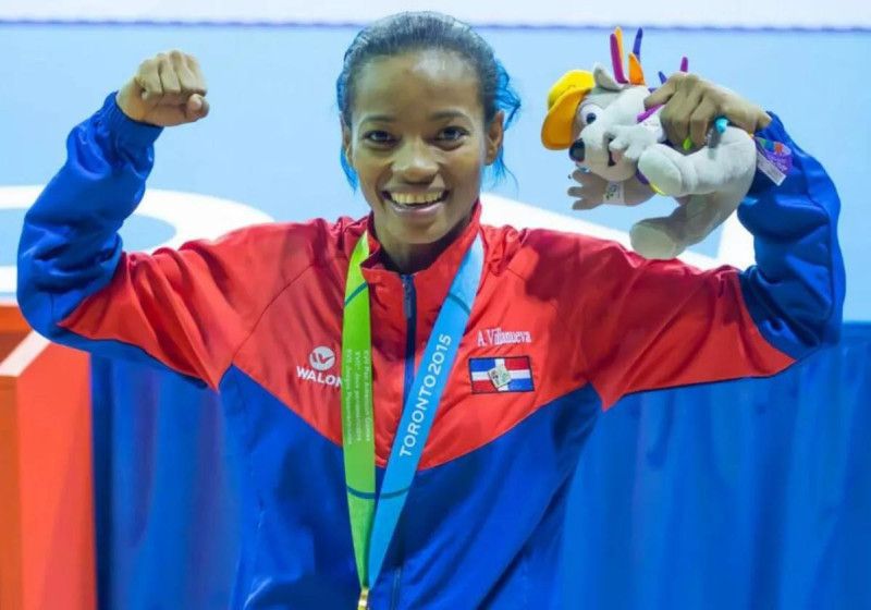 Ana Villanueva, gran medallista como atleta y ahora procura serlo como entrenadora