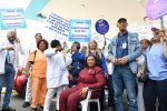 Enfermeras realizan plantón por 24 horas en busca de reivindicaciones