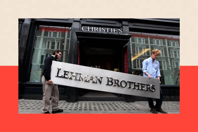 En 2008, el banco de inversión Lehman Brothers se declaró en quiebra en Estados Unidos.