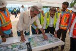 Abinader supervisa trabajos solución vial República de Colombia