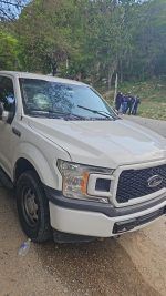 Tres policías y un capitán del Ejército resultan heridos durante agresión a pedradas en protesta en San Juan de la Maguana