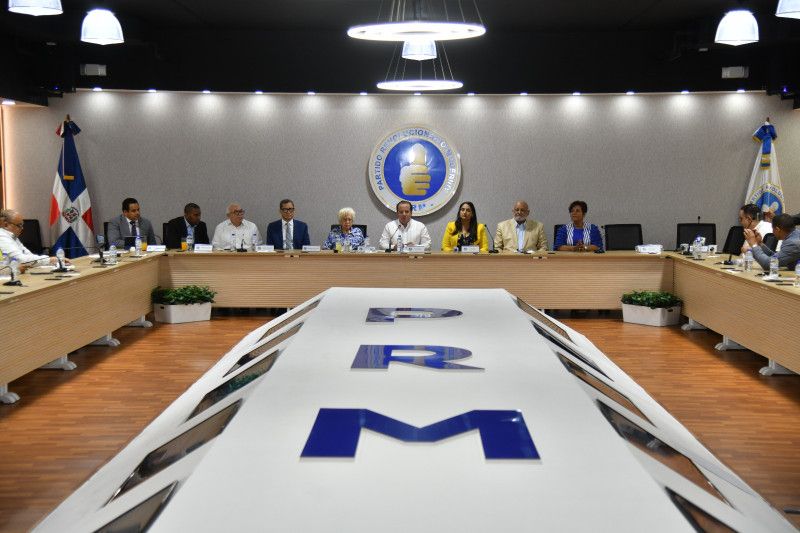 “En el PRM no hay tensiones”: Dirección ejecutiva del partido sostiene “reunión rutinaria” “En el PRM no hay tensiones”: Dirección ejecutiva del partido sostiene “reunión rutinaria”