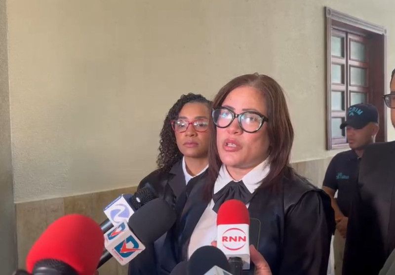 Jueza fusiona expedientes de implicados en fraude de RD$200 millones al banco BHD Jueza fusiona expedientes de implicados en fraude de RD$200 millones al banco BHD