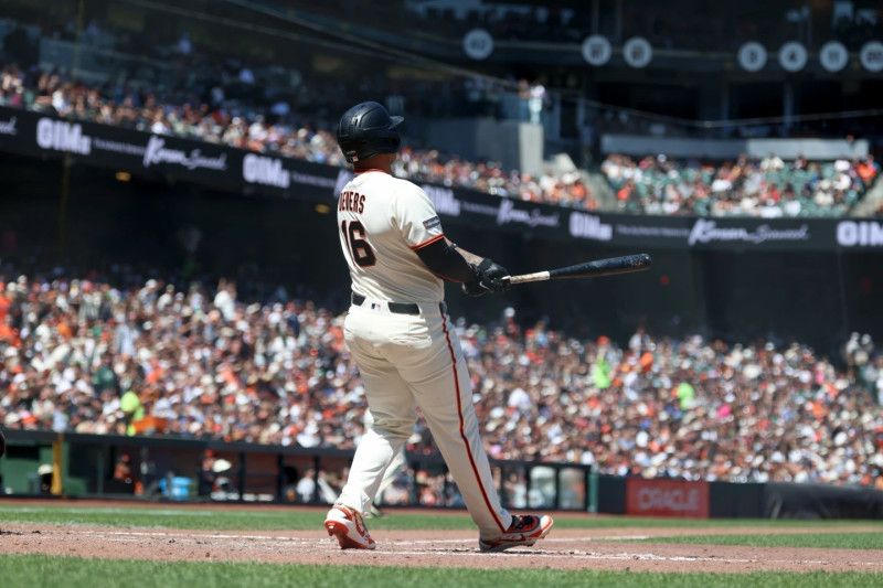 Devers da un cuadrangular con las base llenas y los Gigantes superan Medias Blancas