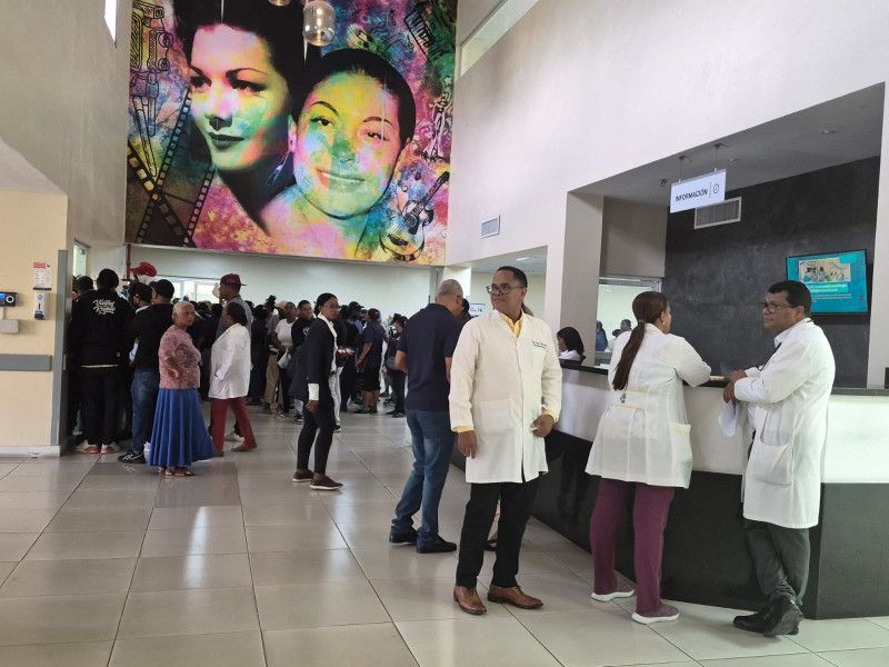 Médicos y enfermeras califican de indigno método de pago aplicado en el hospital Jaime Mota