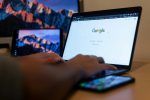 En asuntos de salud: ¡Cuidado con la Internet!