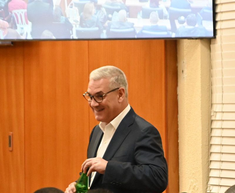 Gonzalo Castillo: “Voy por todo, voy con tó y seré el nuevo presidente 2028”