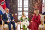 Abinader sostiene reunión bilateral con mandataria electa de Costa Rica