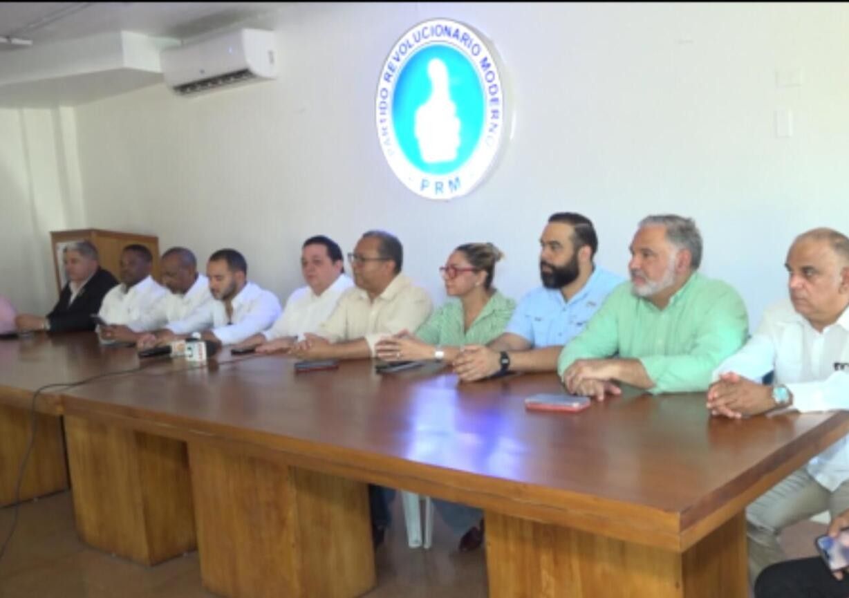 Convención, no consenso demandan importantes dirigentes del PRM en Santiago