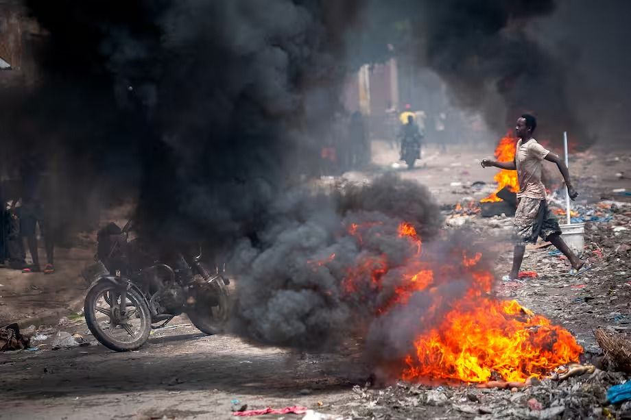 ¡Haití hoy!: OEA anuncia enviado especial, empresariado pide restablecimiento de la seguridad, y el Consejo Electoral coordina con la Fuerza Antipandillas