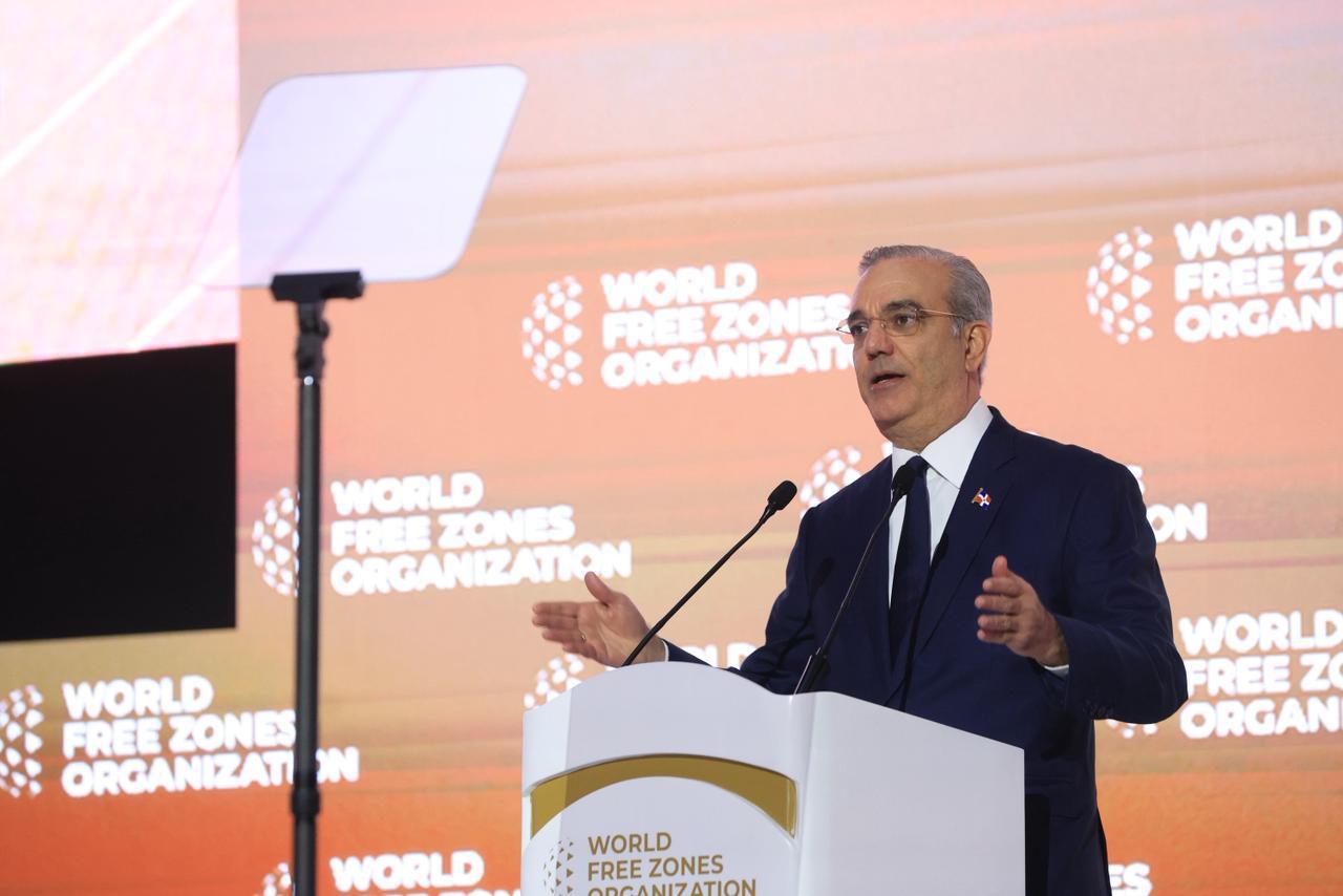 Presidente Abinader destaca a República Dominicana como destino clave para la inversión en Congreso Mundial de Zonas Francas