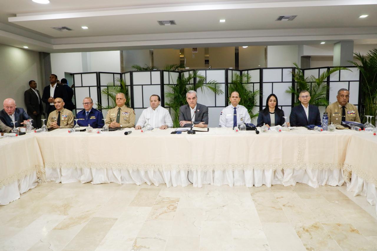 Presidente Abinader encabeza reunión de seguimiento al Plan de Seguridad Ciudadana