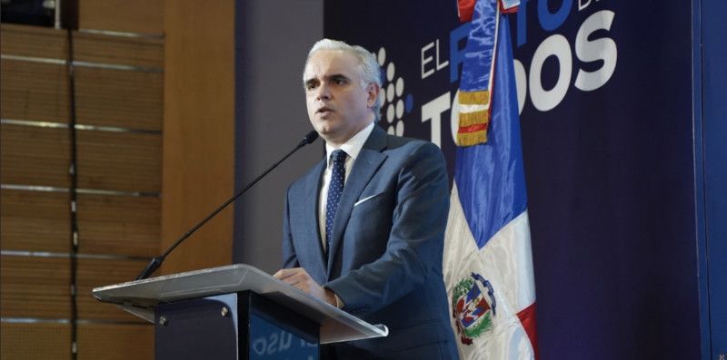Minerd remite a Hacienda expedientes para pago a contratistas bajo la nueva Ley 16-26 Minerd remite a Hacienda expedientes para pago a contratistas bajo la nueva Ley 16-26