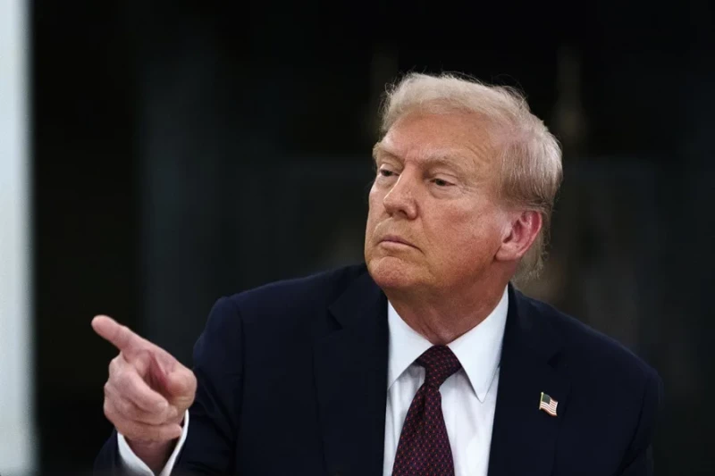 EEUU “debe responder” tras ataque iraní que derribó uno de sus helicópteros, dice Trump EEUU “debe responder” tras ataque iraní que derribó uno de sus helicópteros, dice Trump