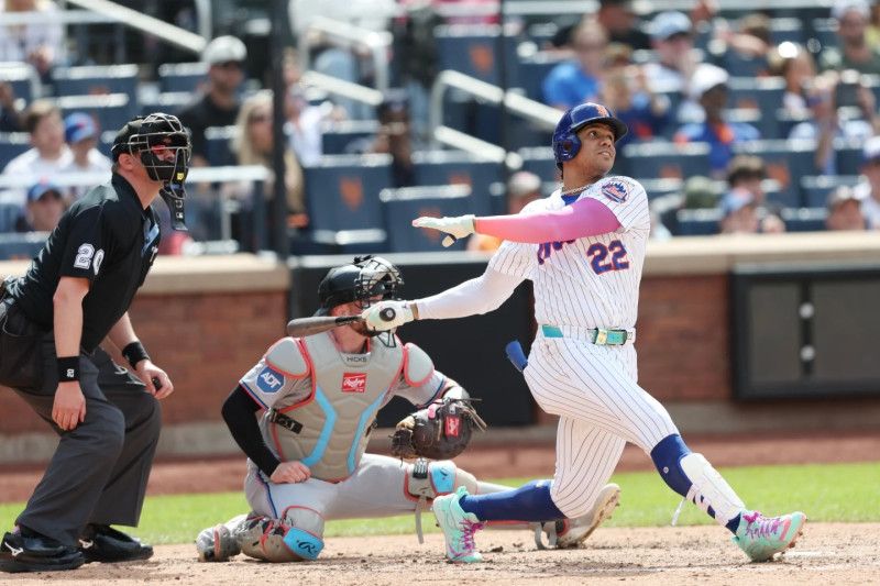 Juan Soto dispara un grand slam en la victoria de los Mets Juan Soto dispara un grand slam en la victoria de los Mets