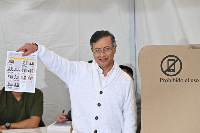Ordenan la “suspensión provisional” de Petro como presidente hasta después de elecciones