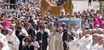 El papa oficia una misa ante más de 1,2 millones de fieles en Madrid