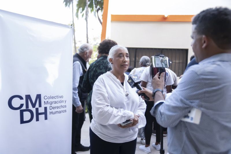 Piden con firmas cese de las políticas migratorias en hospitales de República Dominicana Piden con firmas cese de las políticas migratorias en hospitales de República Dominicana