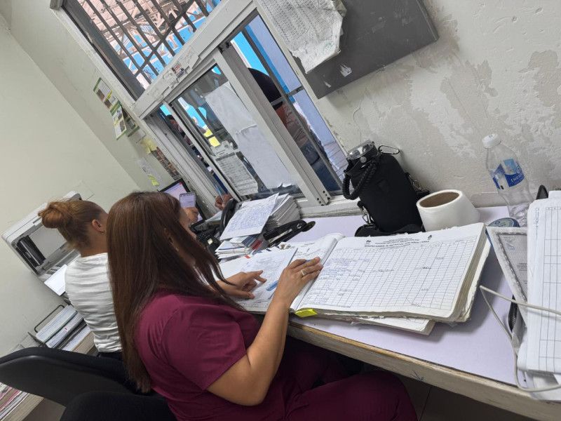 Centro Sanitario: Un puesto de vacunación sin memoria ni automatización