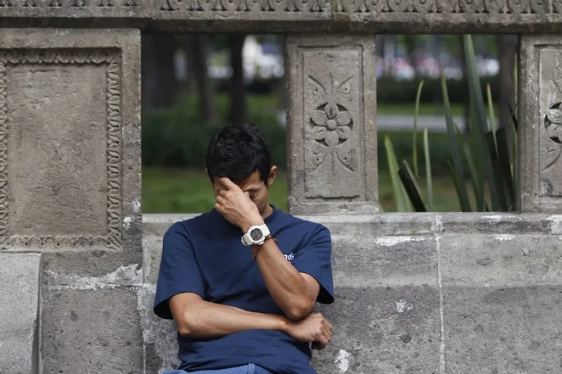 ¿Por qué con el calor a veces nos duele la cabeza?