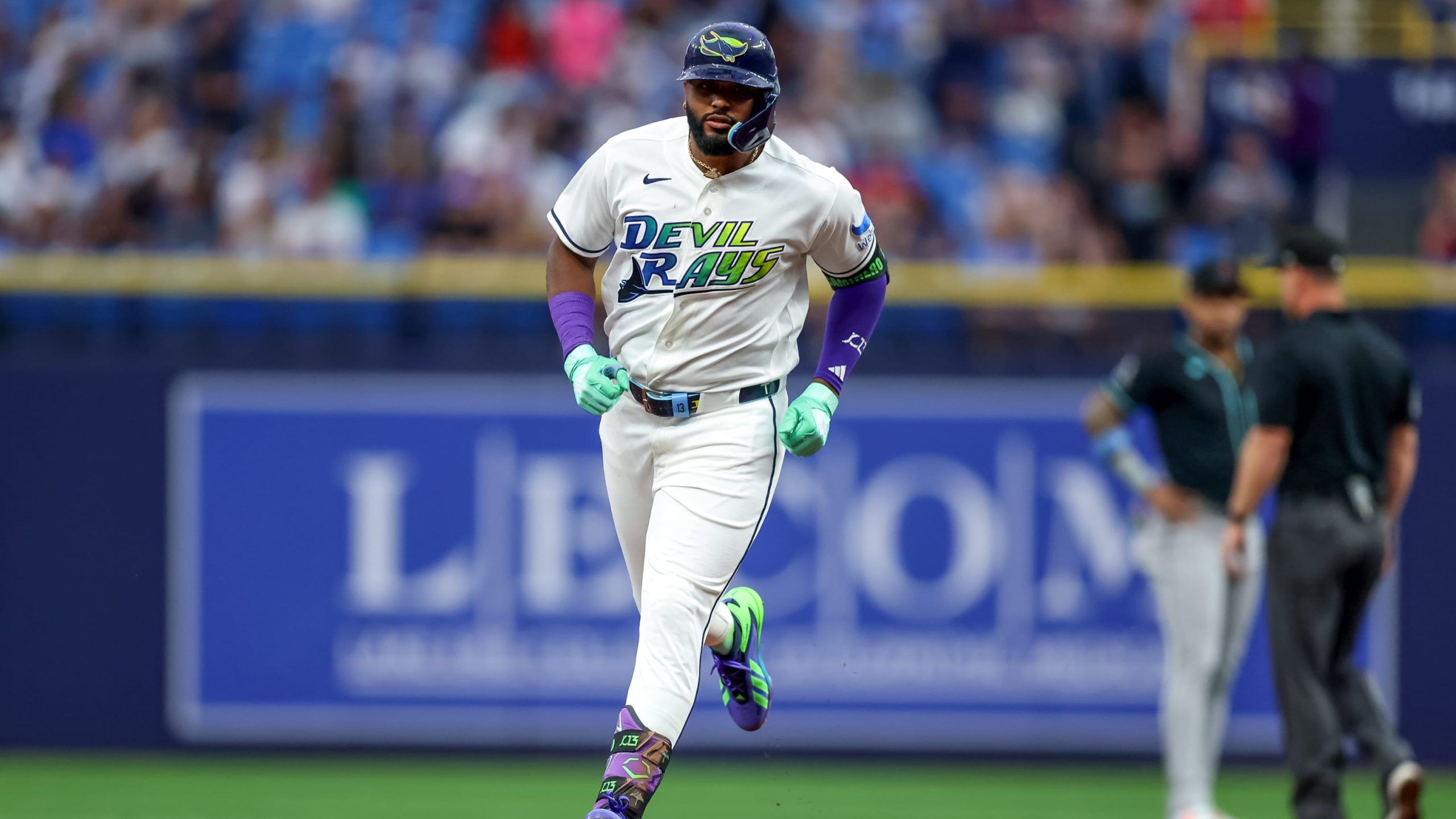 Junior Caminero hace historia con un jonrón de 463 pies