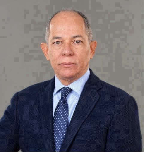 EMIGDIO MERCEDES SUGIRIÓ AL PRESIDENTE, EN NOVIEMBRE 2024, AUMENTAR AL 30% EL IRS DE LAS GRANDES EMPRESAS. EMIGDIO MERCEDES SUGIRIÓ AL PRESIDENTE, EN NOVIEMBRE 2024, AUMENTAR AL 30% EL IRS DE LAS GRANDES EMPRESAS.