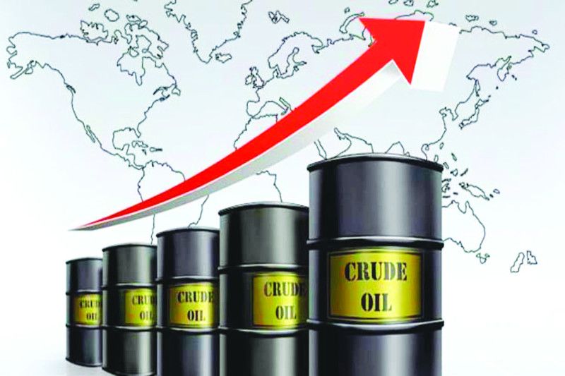 El petróleo de Texas sube un 6,6 %, hasta 84 dólares, tras avanzar Trump que atacará Irán