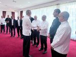 Abinader visita obispos dominicanos