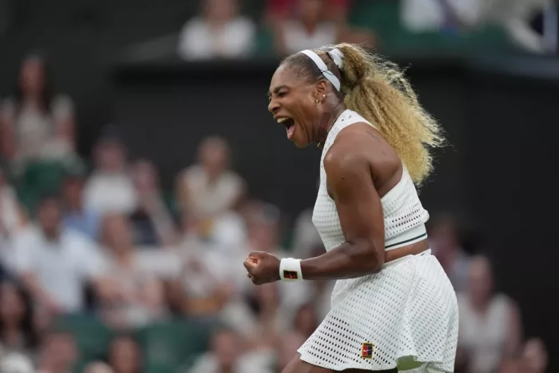 Serena se retira del dobles con su hermana Venus en Wimbledon por lesión