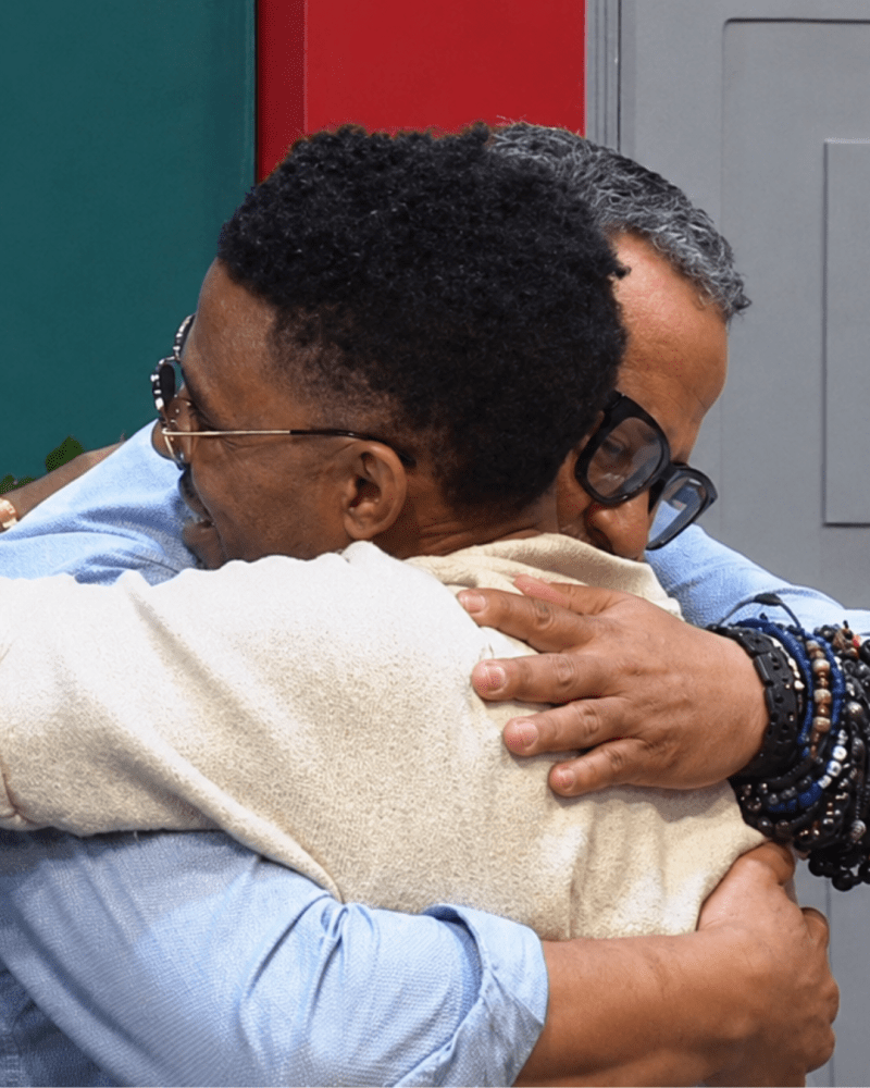 ¡Como hermanos! Fausto Mata y Josema Rodríguez se abrazan y dejan atrás el conflicto ¡Como hermanos! Fausto Mata y Josema Rodríguez se abrazan y dejan atrás el conflicto