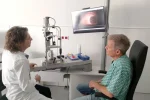 Expertos advierten sobre el riesgo de complicaciones oculares por miopía