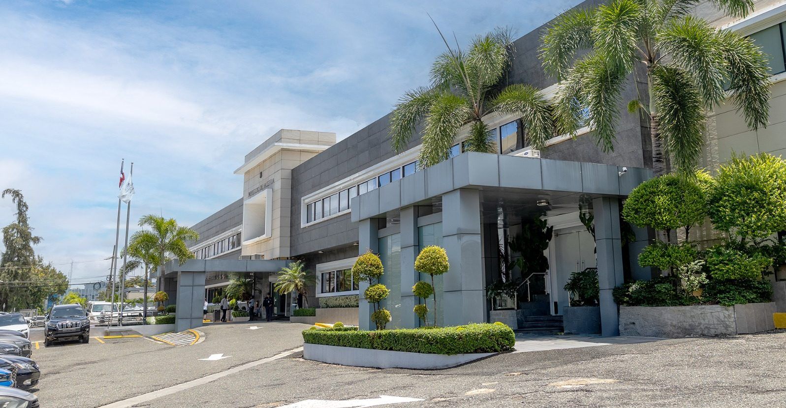 Calificadoras de riesgo y banca internacional destacan  la fortaleza de la economía dominicana