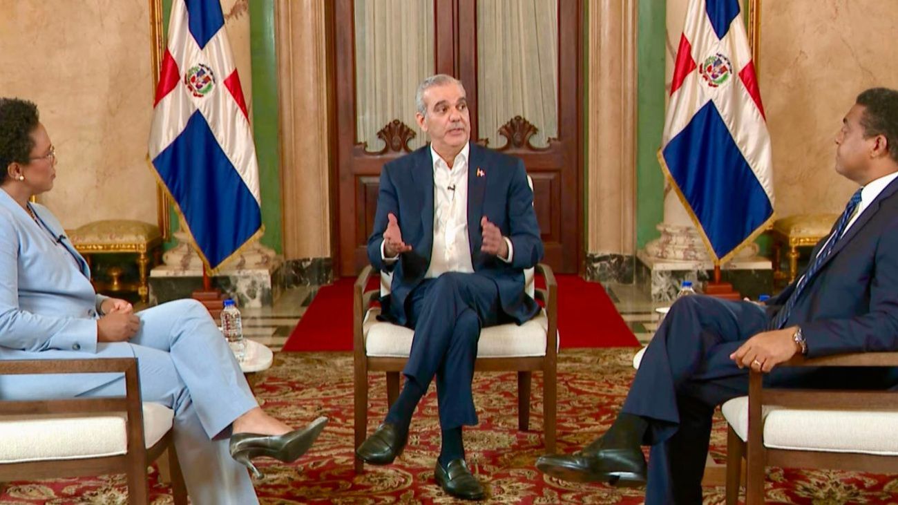 Gobierno presenta cambios consensuados al Código Penal y la Ley de Expresión Gobierno presenta cambios consensuados al Código Penal y la Ley de Expresión