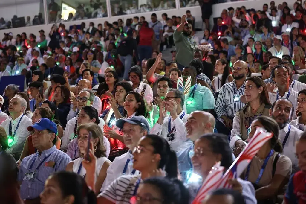 Miles de fanáticos abarrotan las sedes en el arranque de los Juegos Centroamericanos y del Caribe