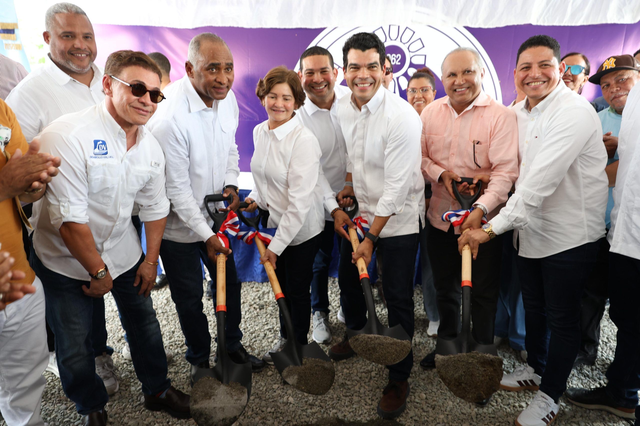 Arnaud inicia ampliación redes de distribución del acueducto múltiple de Baní