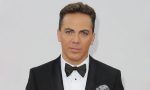 Cristian Castro se gradúa del bachillerato a los 51 años y quiere estudiar diseño industrial