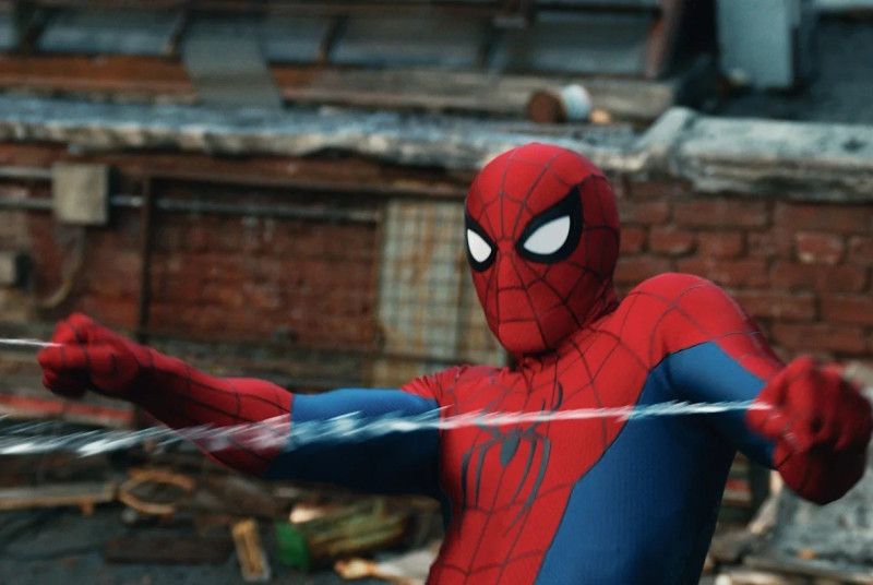 “Spider-Man, un nuevo día”: un regreso entretenido y maduro del superhéroe amistoso de Marvel