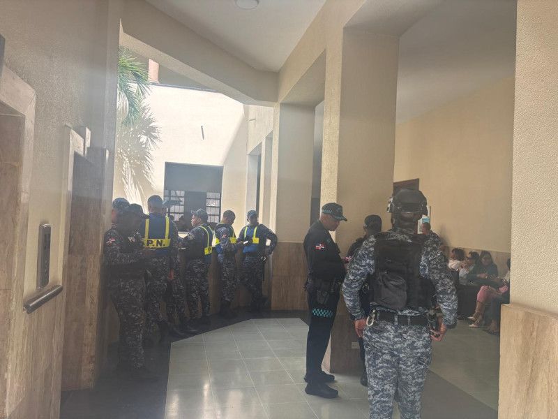 Refuerzan seguridad de tribunal donde ayer intentaron llevarse a un testigo de un juicio
