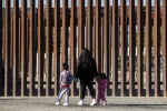Un bufete ligado al Gobierno Trump recibe un contrato millonario para defender a menores migrantes