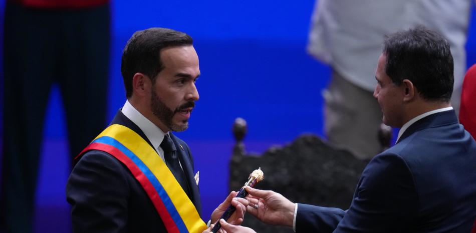 De la Espriella decreta estado de emergencia económica, social y ecológica por terremoto De la Espriella decreta estado de emergencia económica, social y ecológica por terremoto