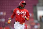 Elly De La Cruz deja al rival en el terreno por primera vez, Rojos vencen a Cardenales