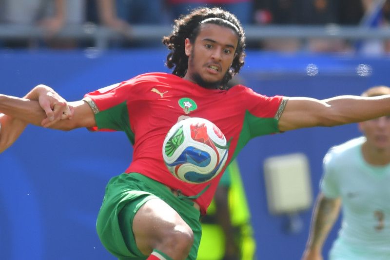 Manchester City compra al joven centrocampista marroquí Ayyoub Bouaddi por US$ 117 millones