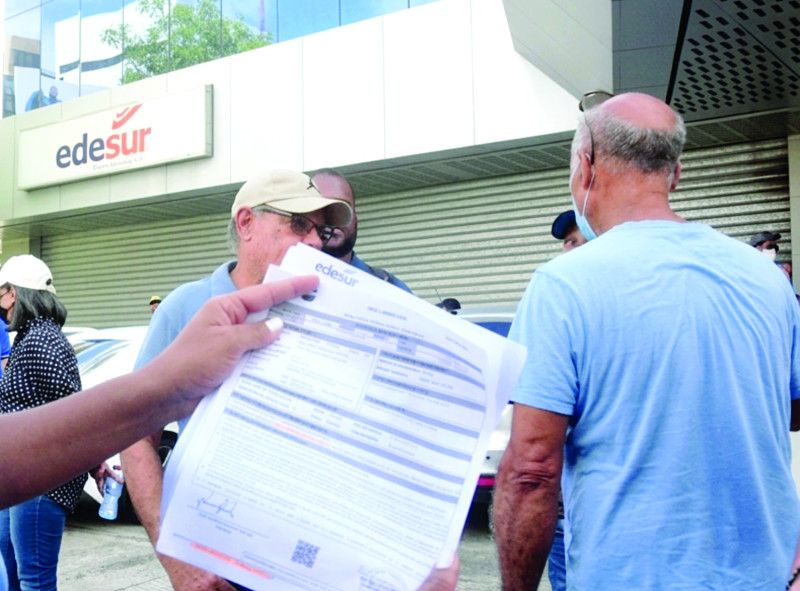 Clientes de Edesur denuncian alzas de hasta 200% en facturas