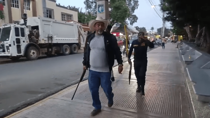 Con escopeta en mano Santiago Riverón encabeza operativo contra indocumentados haitianos Con escopeta en mano Santiago Riverón encabeza operativo contra indocumentados haitianos