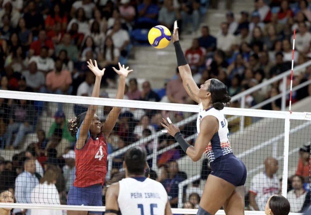 RD no ofrece tregua a Costa Rica en primer juego voleibol femenino