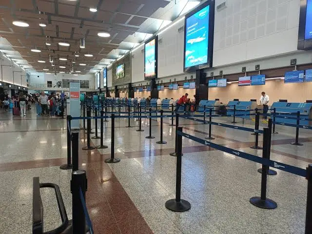 RD denegó el ingreso a 116 extranjeros en julio; mexicanos y estadounidenses encabezan la lista