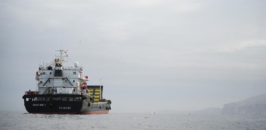 Irán pospone diálogo por ataque a barco