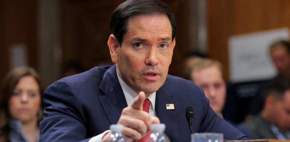Marco Rubio inicia en Colombia una gira latinoamericana para reforzar la influencia de EEUU