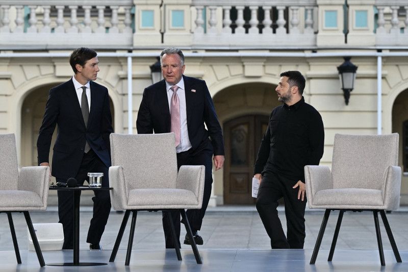 Zelenski sostiene nuevas pláticas con enviados de EEUU