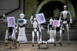 Los robots se van a huelga, “protestan” contra el uso descontrolado de la IA